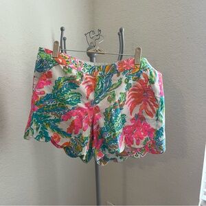 Lilly Pulitzer Buttercup Shorts Size 8